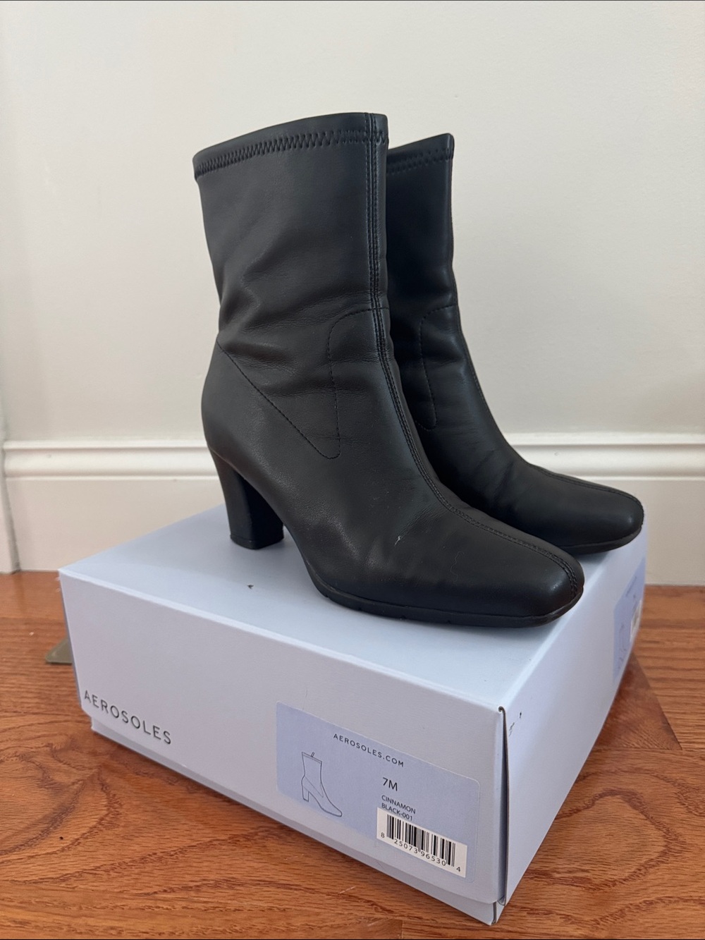 AEROSOLES Black Square-Toe Mid-Calf Heeled Boots